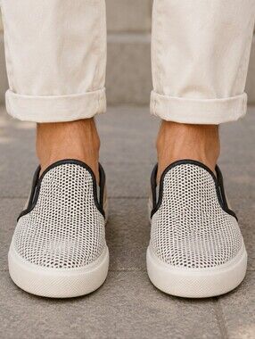 Vince Bram Slip-On Sneakers Men's 8.5 White Tan Mesh Leather Casual Shoes